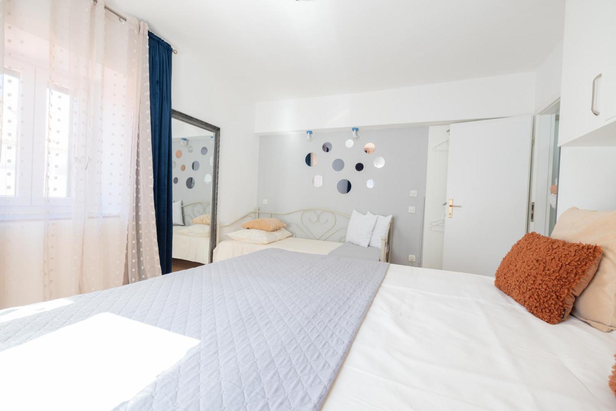 Guesthouse Rebecca Makarska Bagian luar foto